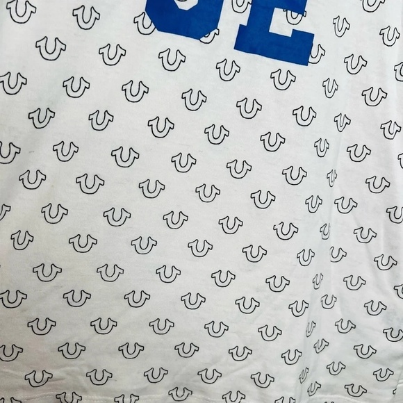 True Religion Boys Monogram Logo T-Shirt White Size L Graphic Print - Picture 4 of 13